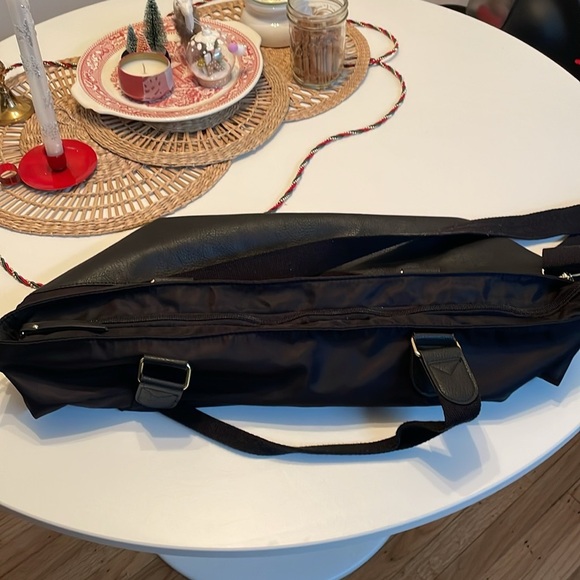 Large Madden Girl weekend bag - Picture 3 of 5